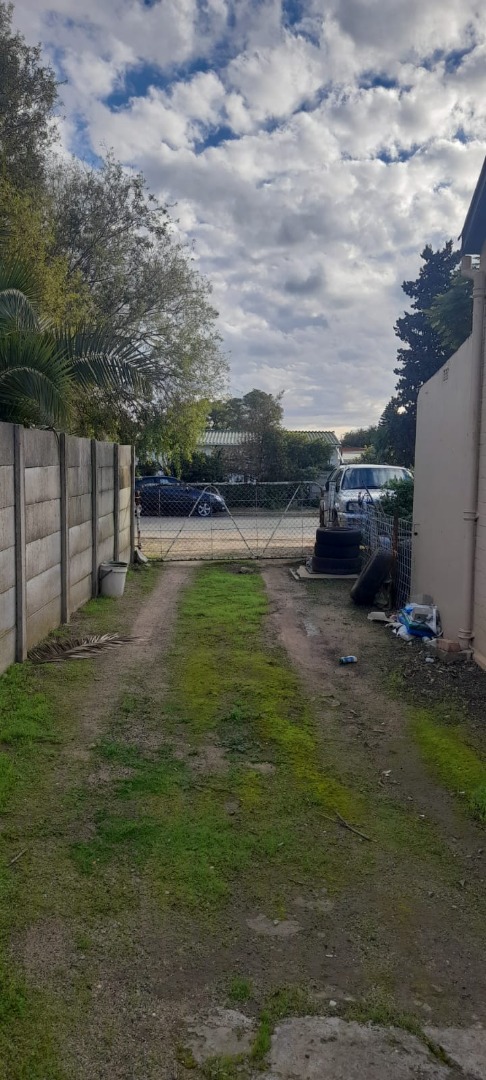 1 Bedroom Property for Sale in Moorreesburg Western Cape